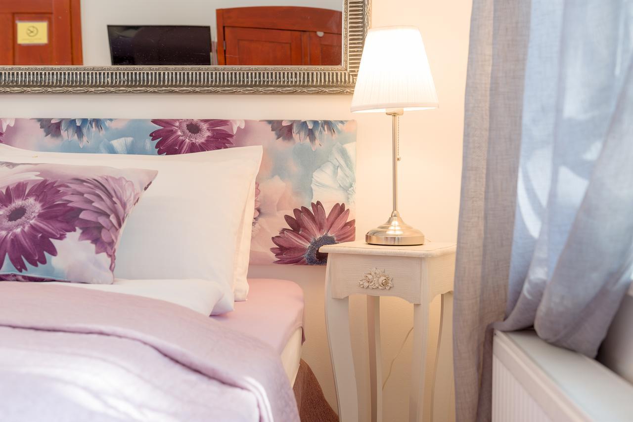 Anastasia Suites ซาเกร็บ ภายนอก รูปภาพ
